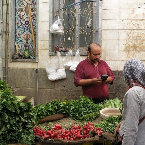 گزارش نمایشگاه خانه هفت‌دست و هنرمندان محلی رشت